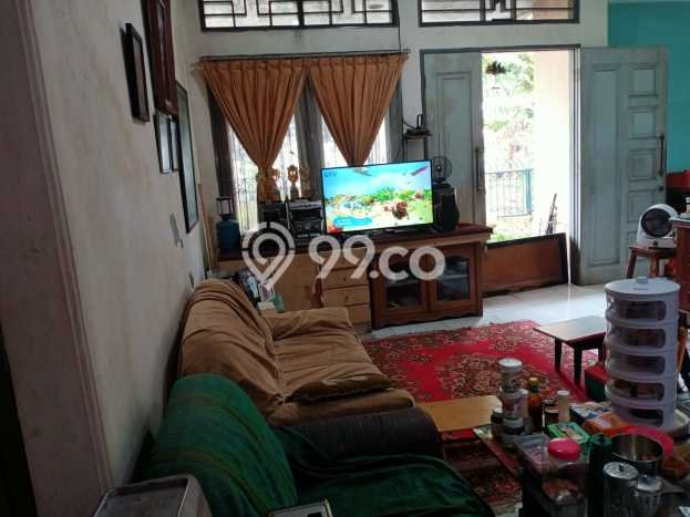 Rumah Elit LB 400m2 Siap Huni Desain Elegan di Graha Raya, Tangerang Selatan Rumah Elit LB 400m2 Siap Huni Desain Elegan di Graha Raya, Tangerang Selatan