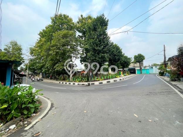 Rumah Modern 5 Kamar LT 108m2 di Petukangan Rumah Modern 5 Kamar LT 108m2 di Petukangan