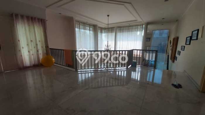 Rumah Eksklusif Dijual LT 550m2 di Kebon Jeruk, Jakarta Barat Rumah Eksklusif Dijual LT 550m2 di Kebon Jeruk, Jakarta Barat