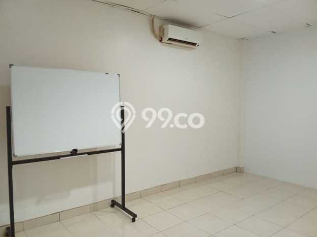 Ruko Dijual di Jakarta Selatan LT 75m2 & LB 260m2 Lokasi Terbaik! Ruko Dijual di Jakarta Selatan LT 75m2 & LB 260m2 Lokasi Terbaik!