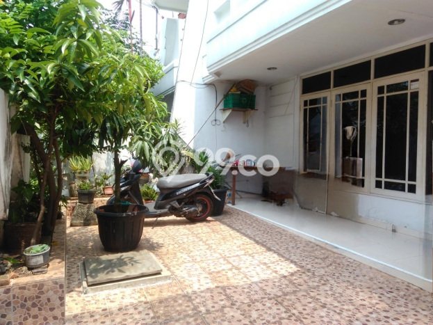 Rumah Mewah LB 160m2 Siap Huni Desain Elegan di Green garden, Jakarta Barat Rumah Mewah LB 160m2 Siap Huni Desain Elegan di Green garden, Jakarta Barat