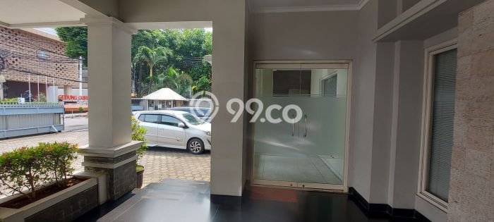 Disewakan Kantor komersial di Tanah Abang luas bangunan 500m2 Disewakan Kantor komersial di Tanah Abang luas bangunan 500m2