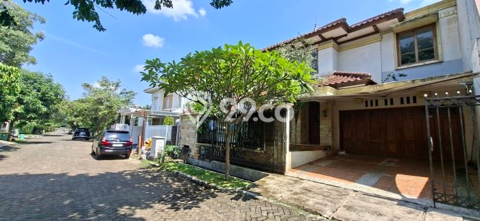 Jual Rumah Mewah Megah Dengan View Cantik di Rempoa, Tangerang Selatan Jual Rumah Mewah Megah Dengan View Cantik di Rempoa, Tangerang Selatan