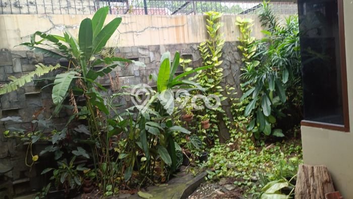 Dijual Hunian Rumah Terawat 4 KT di Serpong Regency Melati Mas, Tangerang Selatan Dijual Hunian Rumah Terawat 4 KT di Serpong Regency Melati Mas, Tangerang Selatan