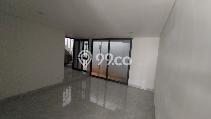 Rumah Luxury Modern Tanpa Renovasi di BSD Green Wich Tangerang Rumah Luxury Modern Tanpa Renovasi di BSD Green Wich Tangerang