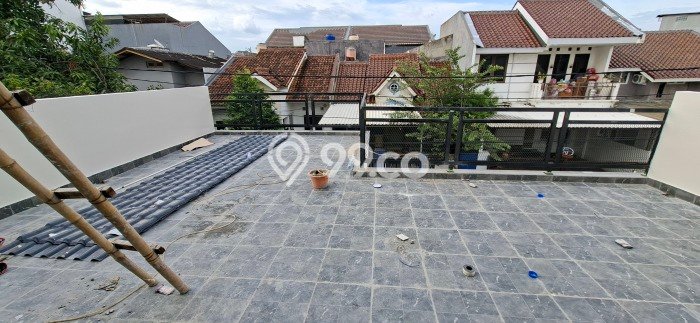 Jual Rumah Bagus Siap Huni LB 180m2 di Serpong Utara, Tangerang Selatan Jual Rumah Bagus Siap Huni LB 180m2 di Serpong Utara, Tangerang Selatan