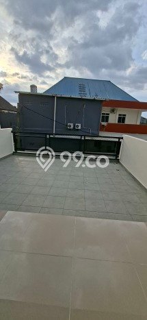 Rumah Modern Minimalis 4 KT Bisa Langsung Pindah di Serpong Utara Rumah Modern Minimalis 4 KT Bisa Langsung Pindah di Serpong Utara