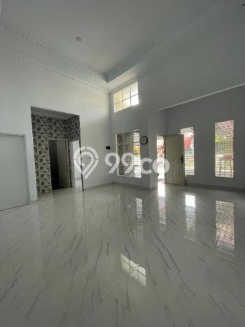 HOT LISTING! Rumah Siap Huni di Cipondoh, LT 144m2m² Bangunan 100m2m² HOT LISTING! Rumah Siap Huni di Cipondoh, LT 144m2m² Bangunan 100m2m²