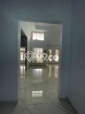 HOT LISTING! Rumah Siap Huni di Cipondoh, LT 144m2m² Bangunan 100m2m² HOT LISTING! Rumah Siap Huni di Cipondoh, LT 144m2m² Bangunan 100m2m²