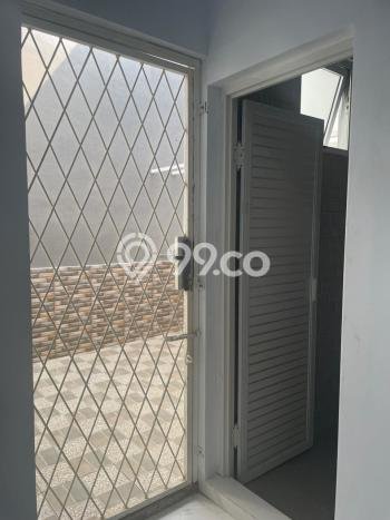 HOT LISTING! Rumah Siap Huni di Cipondoh, LT 144m2m² Bangunan 100m2m² HOT LISTING! Rumah Siap Huni di Cipondoh, LT 144m2m² Bangunan 100m2m²