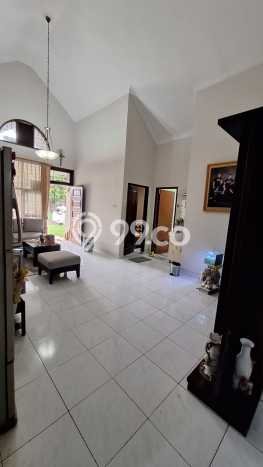 Rumah Strategis di Serpong Utara, Tangerang Selatan, LT 170m2m² Bangunan 225m2m² - HARGA NEGO! Rumah Strategis di Serpong Utara, Tangerang Selatan, LT 170m2m² Bangunan 225m2m² - HARGA NEGO!