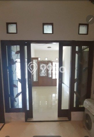 Rumah Idaman dengan 3 Kamar Tidur di Kawasan Elite Wiyung, Surabaya Rumah Idaman dengan 3 Kamar Tidur di Kawasan Elite Wiyung, Surabaya