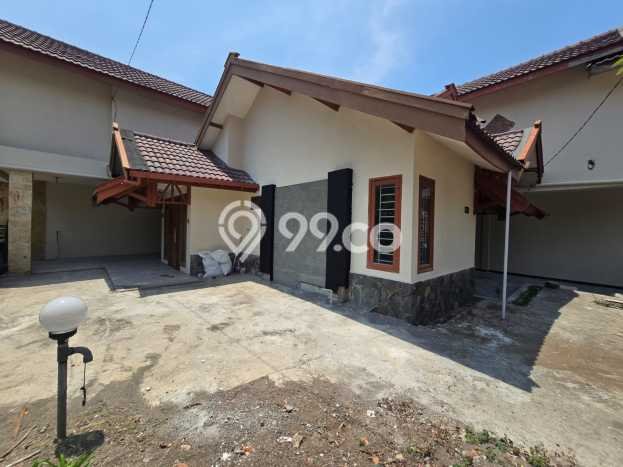 Rumah Sederhana Dijual di Sidoarjo 7 Kamar dengan LT 216m2 Rumah Sederhana Dijual di Sidoarjo 7 Kamar dengan LT 216m2