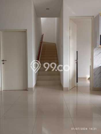 Ready to Use! Luxury House LT 270m2 Desain Elegan di Malang Kota Ready to Use! Luxury House LT 270m2 Desain Elegan di Malang Kota