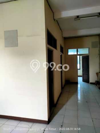 SEWA TERBAIK! Ruko Kawasan Sidoarjo, Luas 225m2m², Jalan Strategis SEWA TERBAIK! Ruko Kawasan Sidoarjo, Luas 225m2m², Jalan Strategis