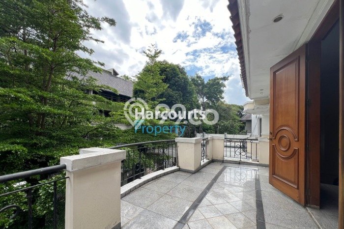 Dijual Turun Harga Rumah Klasik Eropa Area Jl. Wijaya Kebayoran Baru Dijual Turun Harga Rumah Klasik Eropa Area Jl. Wijaya Kebayoran Baru