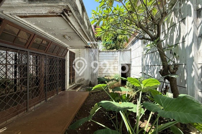 Dijual Rumah Lama Lokasi Strategis Lokasi Premium Area Jl. Mulawarman Selong Kebayoran Baru Dijual Rumah Lama Lokasi Strategis Lokasi Premium Area Jl. Mulawarman Selong Kebayoran Baru