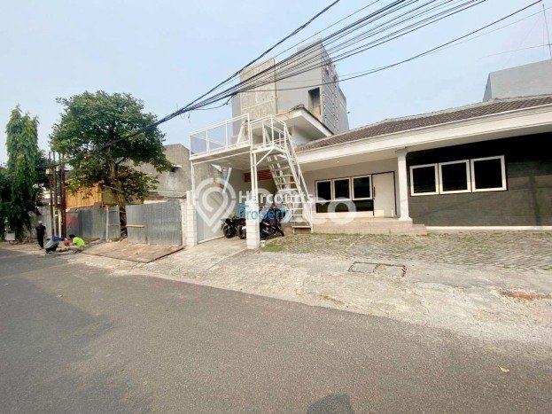 Disewakan Rumah Klasik Cocok untuk Hunian/Silent Office Area Jl. Cibitung Kebayoran Baru Disewakan Rumah Klasik Cocok untuk Hunian/Silent Office Area Jl. Cibitung Kebayoran Baru