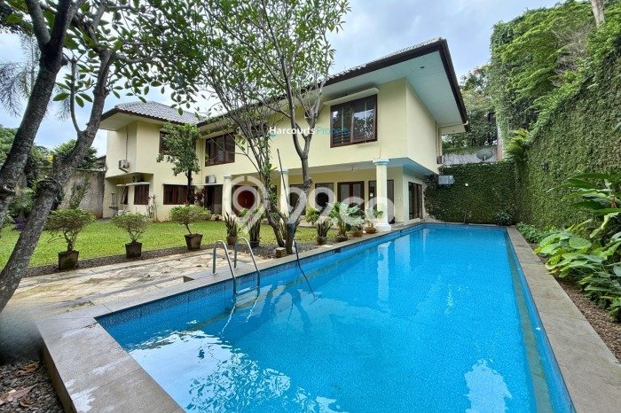 Disewakan Compound Terawat Classic Tropical Area Pejaten Disewakan Compound Terawat Classic Tropical Area Pejaten