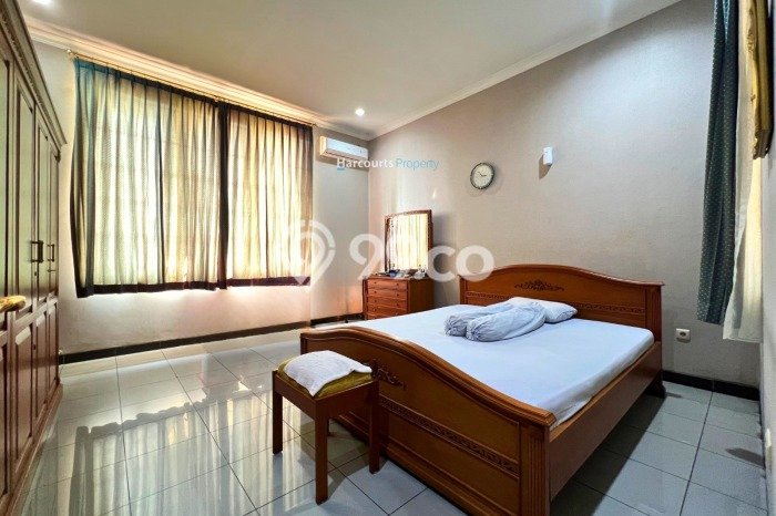 Dijual Turun Harga Rumah Klasik Terawat 2 Lantai Area Jl. Abdul Kodir Cipete Dijual Turun Harga Rumah Klasik Terawat 2 Lantai Area Jl. Abdul Kodir Cipete