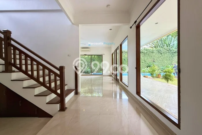 Disewakan Compound Terawat Classic Tropical Area Pejaten Disewakan Compound Terawat Classic Tropical Area Pejaten