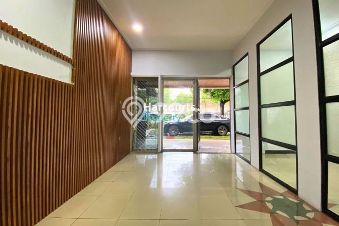 Disewakan Rumah Strategis Pinggir Jalan Cocok untuk Silent Office Area Jl. Sisingamangaraja Selong Kebayoran Baru Disewakan Rumah Strategis Pinggir Jalan Cocok untuk Silent Office Area Jl. Sisingamangaraja Selong Kebayoran Baru