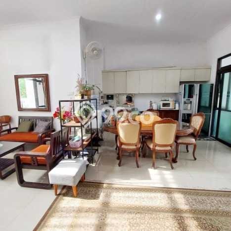 For Sale! Premium House LT 200m2 Desain Modern di BSD Kencana Loka For Sale! Premium House LT 200m2 Desain Modern di BSD Kencana Loka