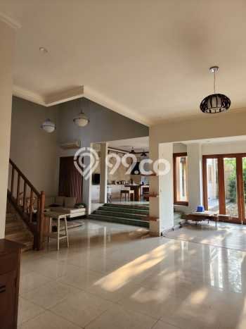 Rumah Luxury Modern Siap Huni di Alam Sutera Tangerang Rumah Luxury Modern Siap Huni di Alam Sutera Tangerang