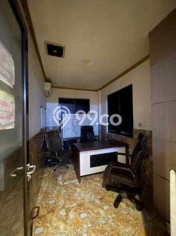 AREA BISNIS! Ruko di Graha Raya, Luas 200m², Jalan Utama, Ramai AREA BISNIS! Ruko di Graha Raya, Luas 200m², Jalan Utama, Ramai