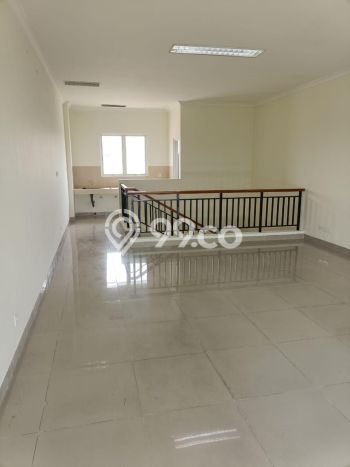 LOKASI SUPER STRATEGIS! Ruko Kawasan Serpong Utara, Luas 82m², Prospek Pengunjung LOKASI SUPER STRATEGIS! Ruko Kawasan Serpong Utara, Luas 82m², Prospek Pengunjung