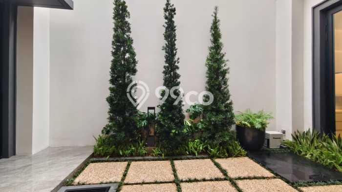 Rumah Luxury Modern Tanpa Renovasi di Gading Serpong Tangerang Rumah Luxury Modern Tanpa Renovasi di Gading Serpong Tangerang