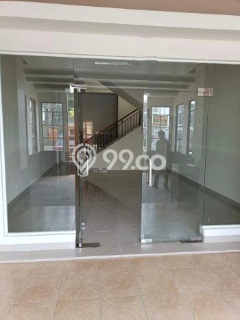 LOKASI SUPER STRATEGIS! Ruko Kawasan Serpong Utara, Luas 82m², Prospek Pengunjung LOKASI SUPER STRATEGIS! Ruko Kawasan Serpong Utara, Luas 82m², Prospek Pengunjung