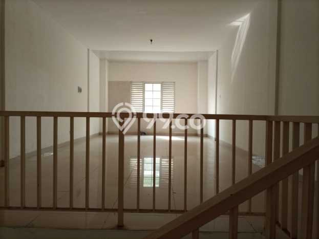 Ruko Dijual di Prime Area Jakarta Barat Luas 120m2 Ruko Dijual di Prime Area Jakarta Barat Luas 120m2