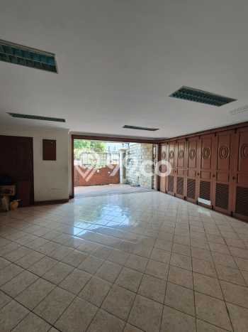 Rumah Nyaman LB 700m2m² View Gunung di Muara Karang, Jakarta Utara Rumah Nyaman LB 700m2m² View Gunung di Muara Karang, Jakarta Utara