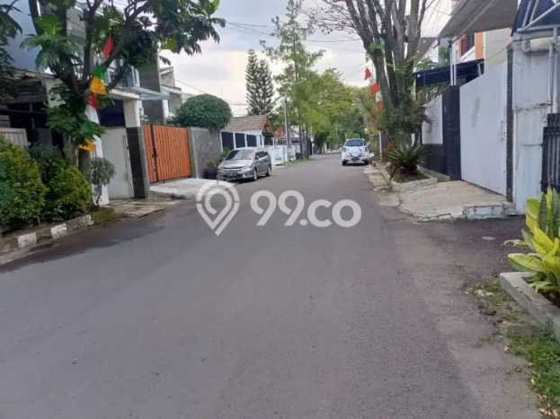 PRIME LOCATION! Rumah Strategis area , Luas 363m2m² Bangunan 550m2m² PRIME LOCATION! Rumah Strategis area , Luas 363m2m² Bangunan 550m2m²