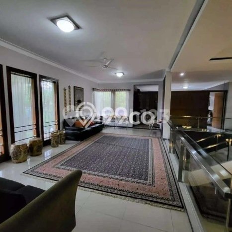 PROPERTI UNGGULAN! Rumah Strategis di Coblong, LT 515m2m² Bangunan 700m2m² PROPERTI UNGGULAN! Rumah Strategis di Coblong, LT 515m2m² Bangunan 700m2m²