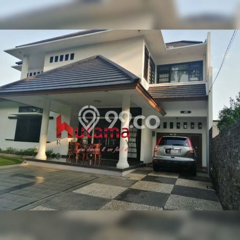 Rumah Elit Modern Tanpa Renovasi di Riau Bandung Rumah Elit Modern Tanpa Renovasi di Riau Bandung
