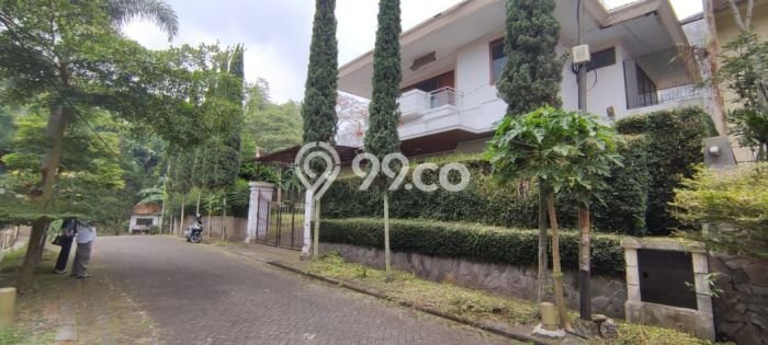 Rumah Elit LB 250m2 Siap Pakai Desain Elegan di Geger Kalong, Bandung Rumah Elit LB 250m2 Siap Pakai Desain Elegan di Geger Kalong, Bandung