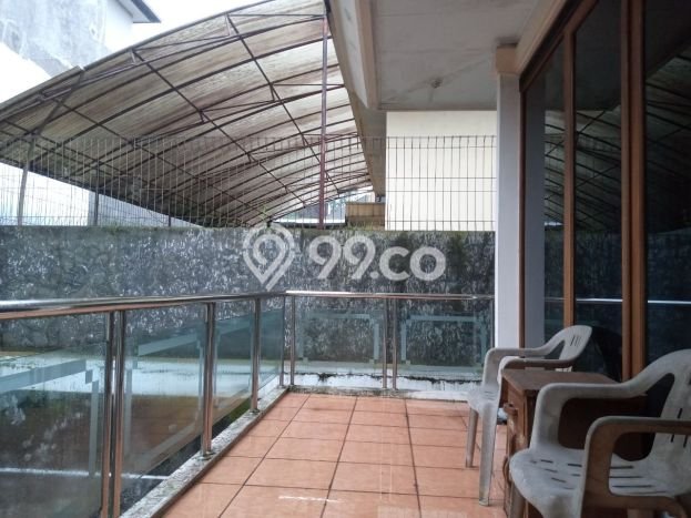 Rumah Elit LB 250m2 Siap Pakai Desain Elegan di Geger Kalong, Bandung Rumah Elit LB 250m2 Siap Pakai Desain Elegan di Geger Kalong, Bandung