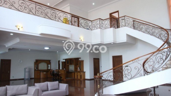 Jual Rumah Mewah Elegan Dengan View Eksklusif di Setiabudi, Bandung Jual Rumah Mewah Elegan Dengan View Eksklusif di Setiabudi, Bandung