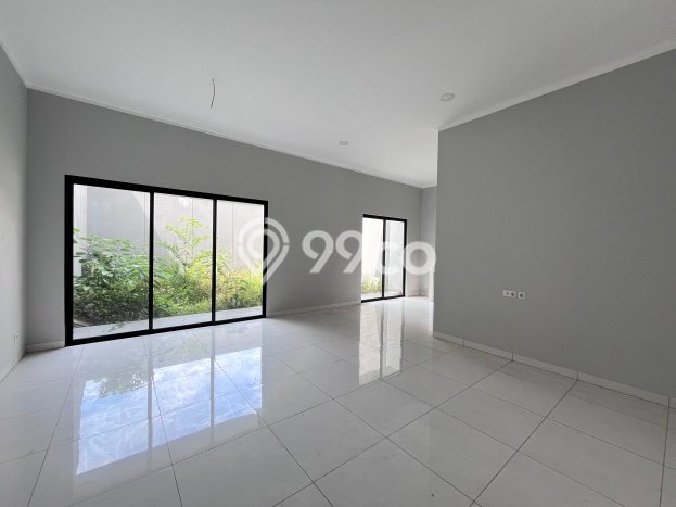 Rumah Mewah LB 240m2 Siap Huni Desain Elegan di BKR, Bandung Rumah Mewah LB 240m2 Siap Huni Desain Elegan di BKR, Bandung