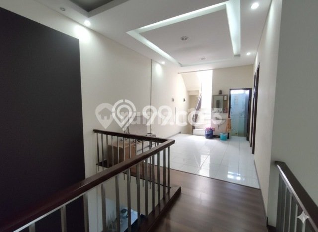 Jual Cepat Rumah LT 163m2m² / LB 225m2m² di Jantung Kota , Bandung Jual Cepat Rumah LT 163m2m² / LB 225m2m² di Jantung Kota , Bandung