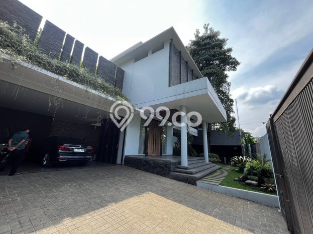 Ready to Use! Premium House LT 885m2 Desain Modern di Pasteur Ready to Use! Premium House LT 885m2 Desain Modern di Pasteur