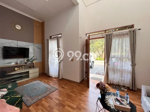 Rumah Minimalis 3 KT di Terusan Buah Batu Bandung Semi Furnished Rumah Minimalis 3 KT di Terusan Buah Batu Bandung Semi Furnished
