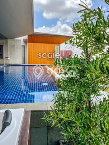 Ready to Use! Luxury House LT 512m2 Desain Elegan di Dago Ready to Use! Luxury House LT 512m2 Desain Elegan di Dago