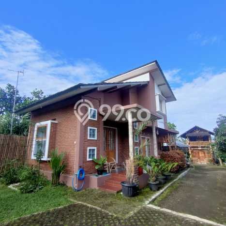 Kesempatan Langka! Vila di Lembang, Dimensi 1080m2m², Lokasi Strategis dekat dengan berbagai fasilitas Kesempatan Langka! Vila di Lembang, Dimensi 1080m2m², Lokasi Strategis dekat dengan berbagai fasilitas