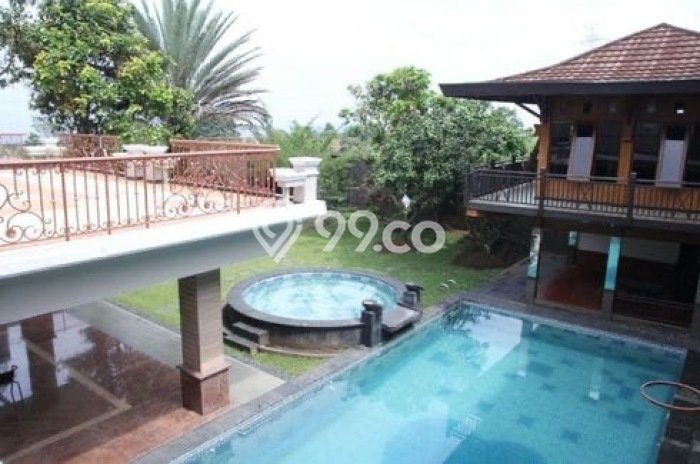 Jual Rumah Mewah Elegan Dengan View Eksklusif di Setiabudi, Bandung Jual Rumah Mewah Elegan Dengan View Eksklusif di Setiabudi, Bandung