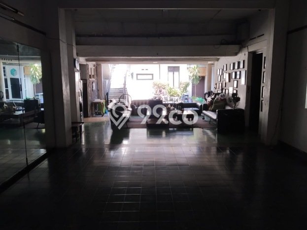 Ready to Use! Premium House LT 887m2 Desain Elegan di Riau Ready to Use! Premium House LT 887m2 Desain Elegan di Riau