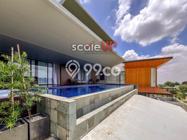 Ready to Use! Luxury House LT 512m2 Desain Elegan di Dago Ready to Use! Luxury House LT 512m2 Desain Elegan di Dago