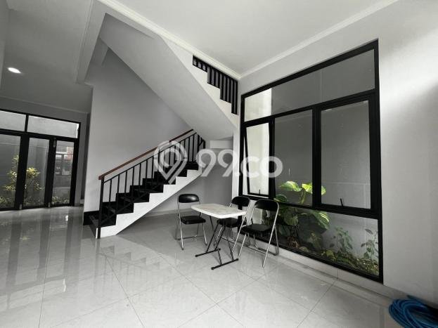 Ready to Use! Luxury House LT 120m2 Desain Modern di Turangga Ready to Use! Luxury House LT 120m2 Desain Modern di Turangga